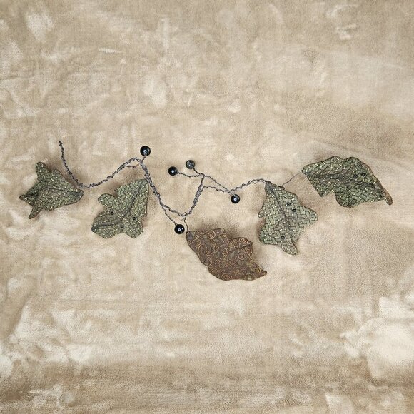 Vintage Folk Art Leaves & Branch - Picture 3 of 5